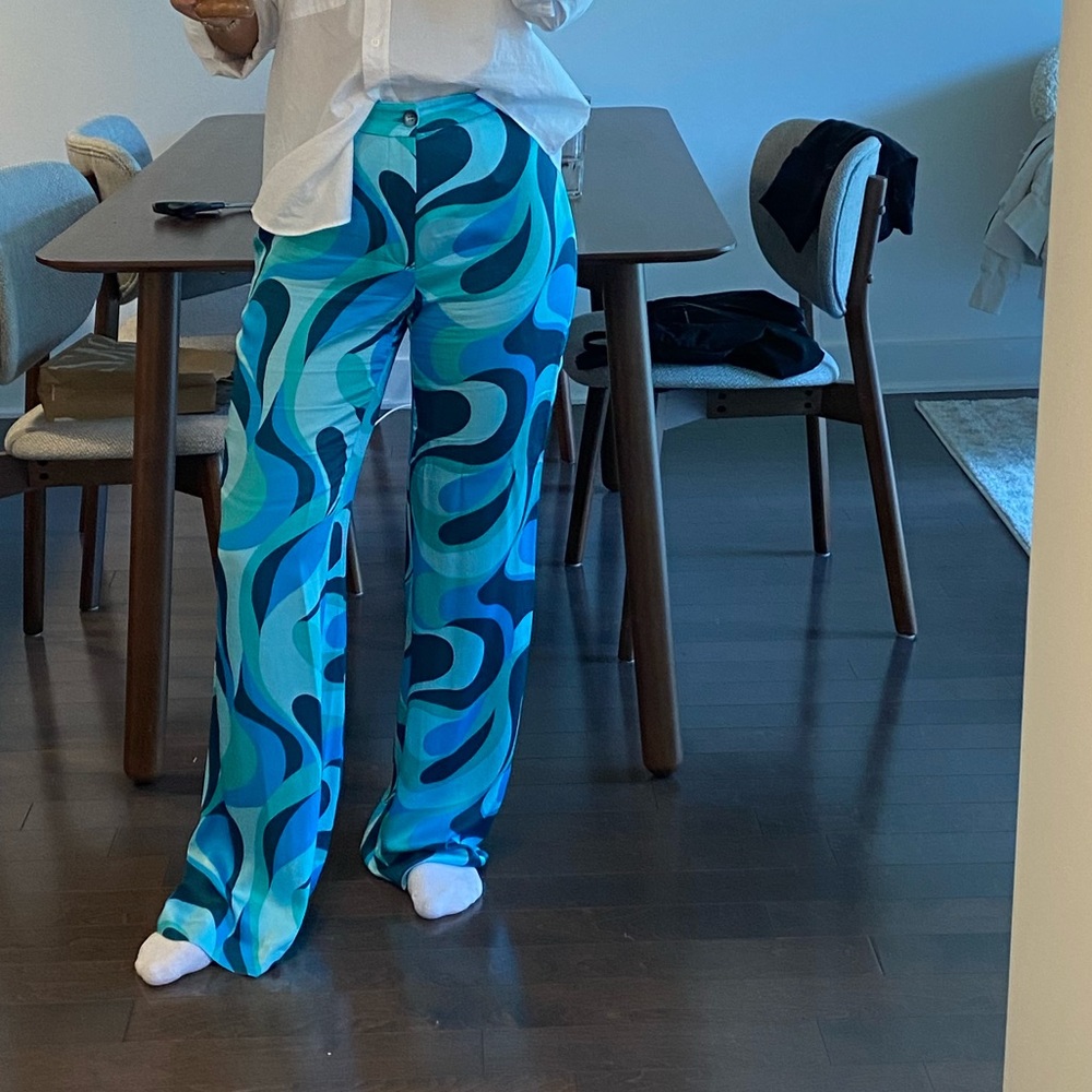Blue printed silk pants